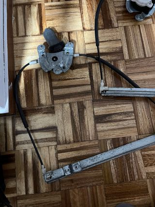 Motor elevalunas Megane Coupé 