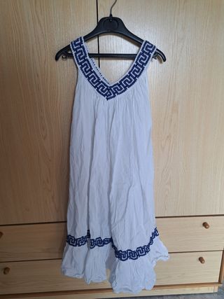 Vestido blanco comprado en Grecia.