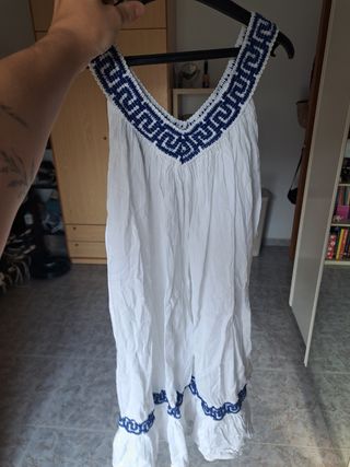 Vestido blanco comprado en Grecia.
