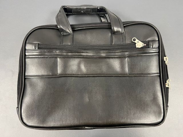 Maletín Samsonite cuero negro – portátil 15” 