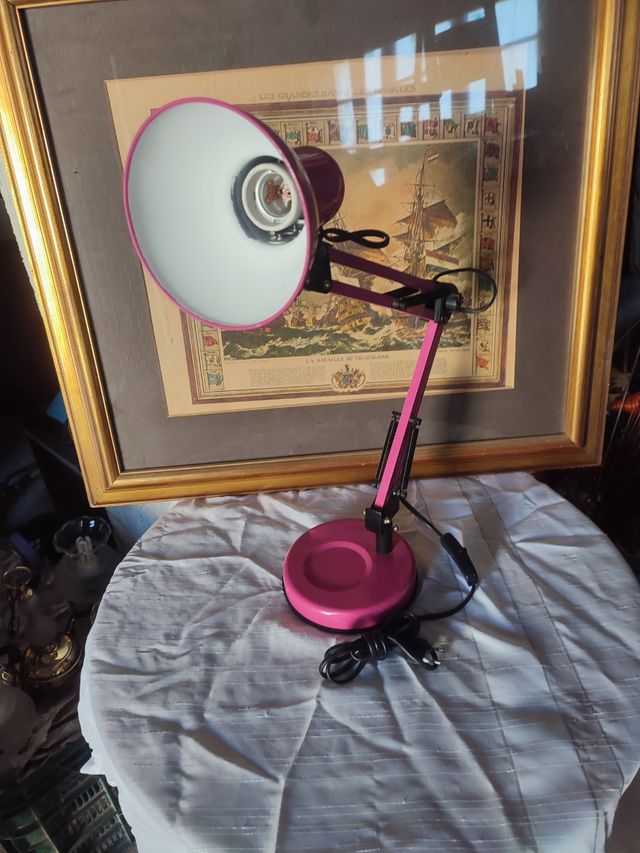 Scrivania flessibile rosa metallo