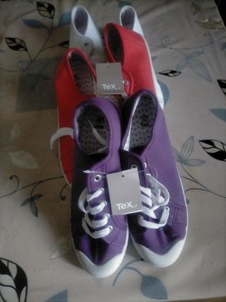 3 pares zapatillas rojas y moradas y blancas