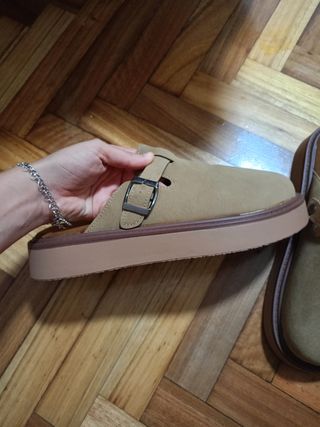 Zapatos de ante beige