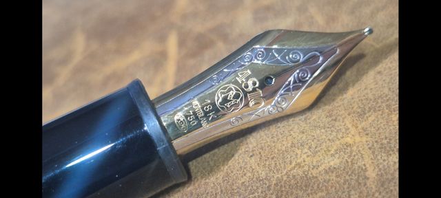 Pluma Montblanc 149, Estilográfica, M