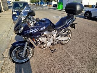 Yamaha FZ6 - Moto