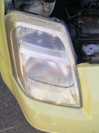 Renovado o pulido de faros