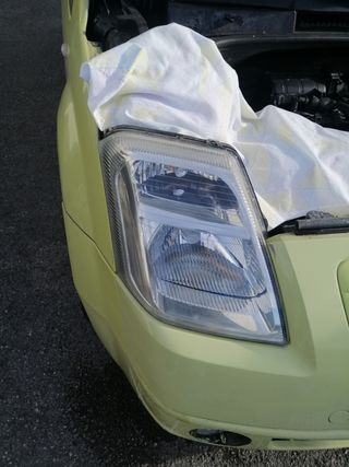 Renovado o pulido de faros