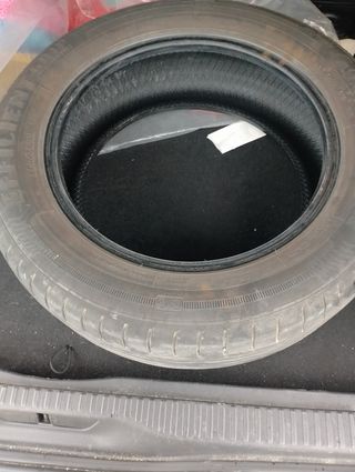 Neumático Goodyear 205/60 R16 usado