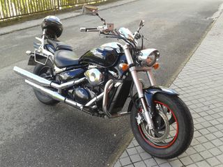 Suzuki Intruder M800 (Motocicleta custom)