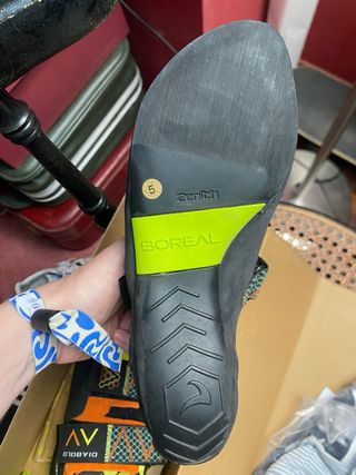 Pies de gato escalada Boreal NUEVOS