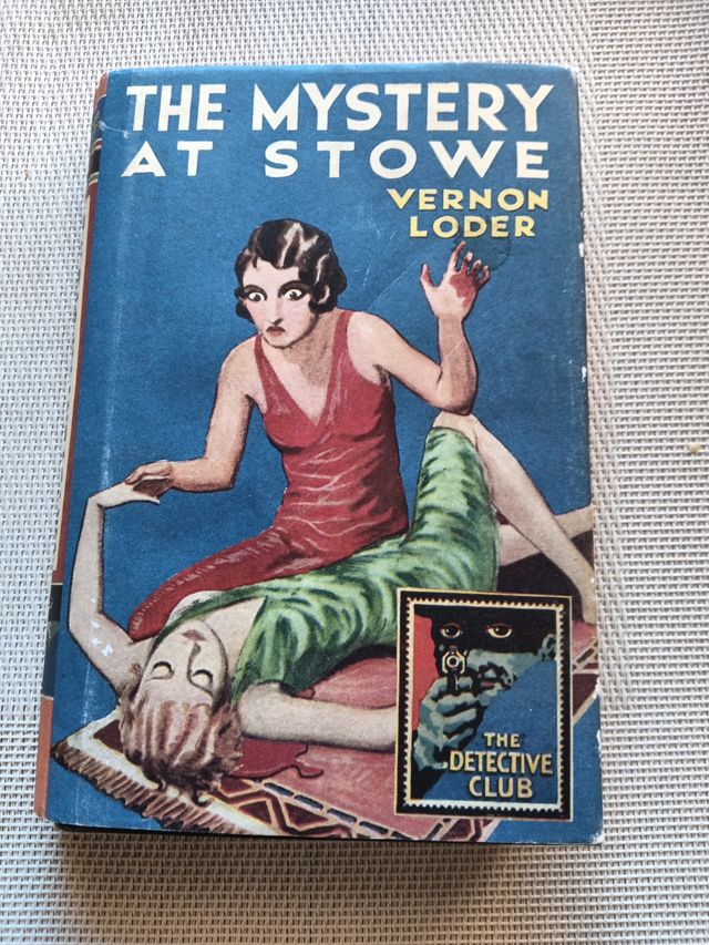 The Mystery at Stowe (Detective Club Crime Clas...