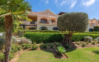 Piso en venta en Puerto Banús en Marbella