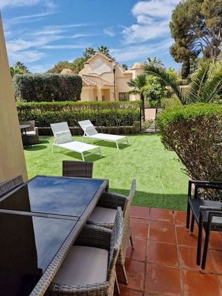 Piso en venta en Puerto Banús en Marbella
