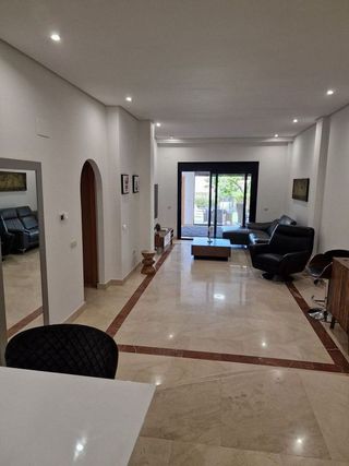 Piso en venta en Puerto Banús en Marbella