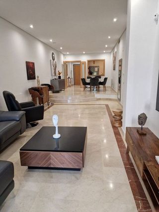 Piso en venta en Puerto Banús en Marbella
