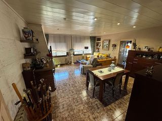 Chalet en venta en Castellví de Rosanes
