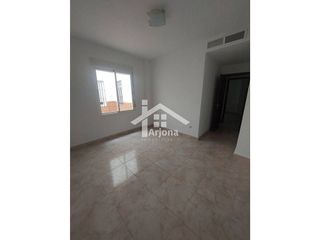 Piso en venta en Lucena