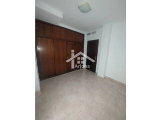 Piso en venta en Lucena