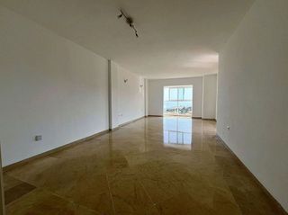 Piso en venta en Calahonda en Mijas