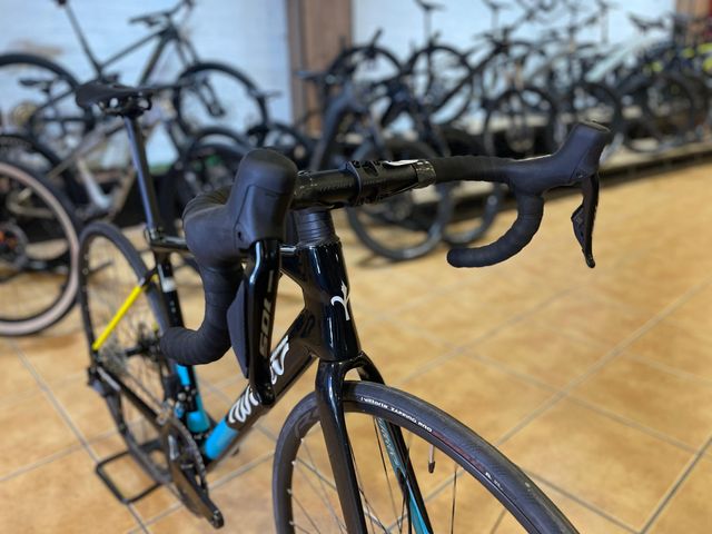 WILIER GARDA DISC 105DI2 M