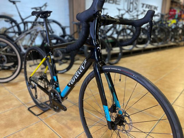 WILIER GARDA DISC 105DI2 M