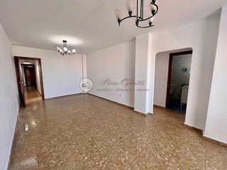 Piso en venta en Urbanización Santa Rosa en Torrox