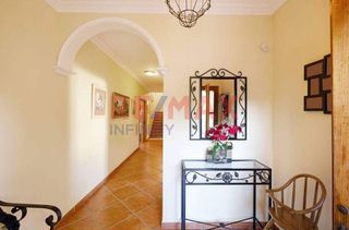 Chalet en venta en La Granja-La Colina-Los Pastores en Algeciras