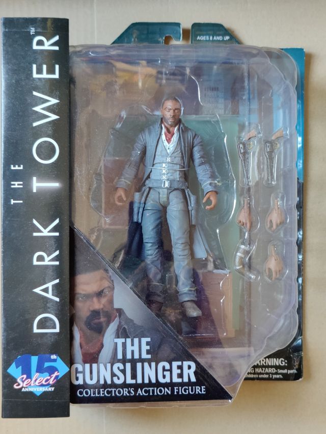 2 figuras LA TORRE OSCURA