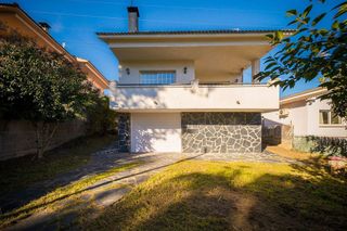Chalet en venta en Llinars del Valles