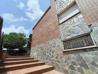 Chalet en venta en Can Fatjó en Rubí