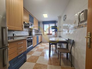 Piso en venta en Viesques en Gijón