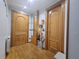 Piso en venta en Viesques en Gijón