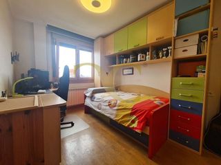 Piso en venta en Viesques en Gijón