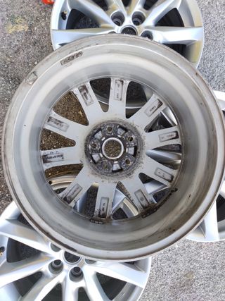 Llantas Mazda R18 Originales