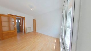 Piso en venta en Creu de Barberà en Sabadell