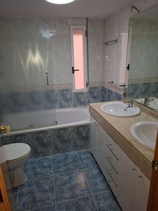 Casa adosada en venta en Picanya