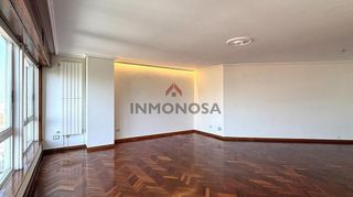 Piso en venta en Centro en Ferrol