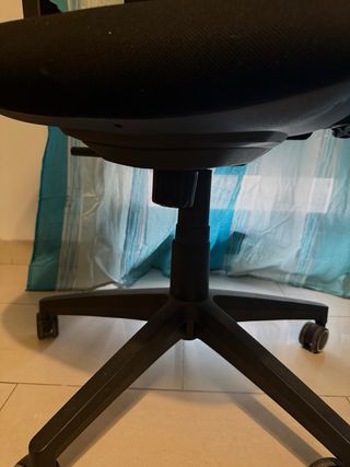 Silla escritorio negra