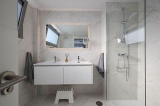 Piso en venta en El Faro de Calaburra - Chaparral en Mijas