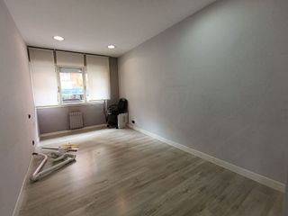 Oficina en venta en Zona Teatro Campoamor en Oviedo