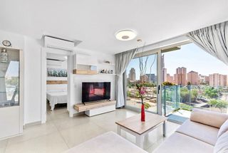 Piso en venta en Cala de Finestrat en Finestrat