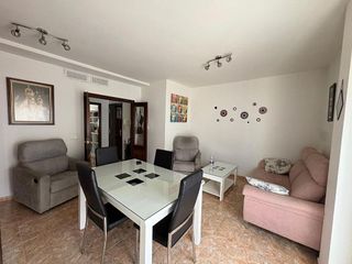 Piso en venta en Lucena