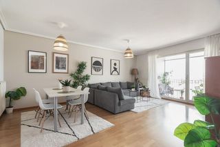Piso en venta en Ermitagaña - Mendebaldea en Pamplona