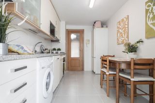 Piso en venta en Ermitagaña - Mendebaldea en Pamplona