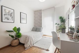 Piso en venta en Ermitagaña - Mendebaldea en Pamplona