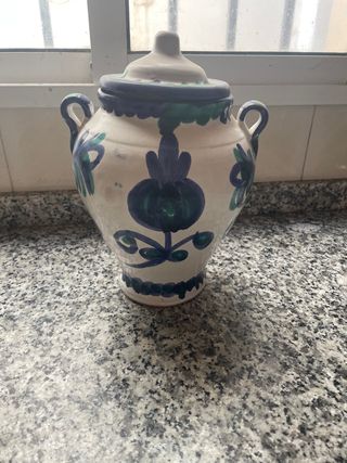 Orza aceitunas pintada a mano