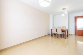 Piso en venta en Nueva Almería - Cortijo Grande - Vega de Acá en Almería