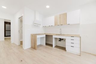 Piso en venta en Torrefiel en Valencia