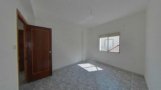 Piso en venta en Baza