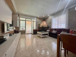 Chalet en venta en Ca n’Esteper – Can Gorgs – Can Gorgs II en Barbera del Vallès